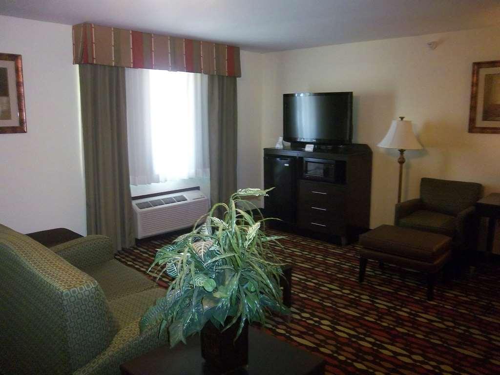 Best Western Greentree Inn & Suites Moore Δωμάτιο φωτογραφία