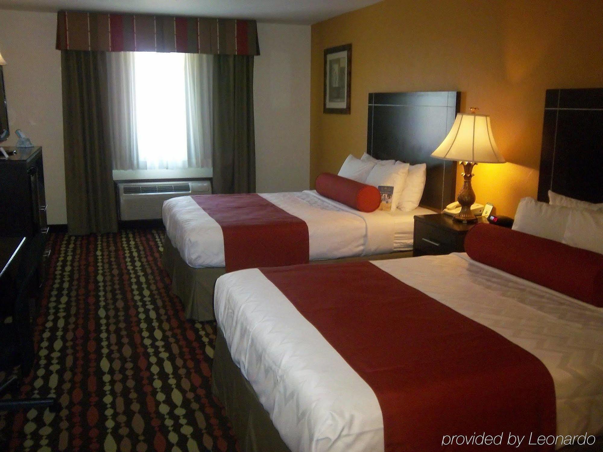 Best Western Greentree Inn & Suites Moore Εξωτερικό φωτογραφία